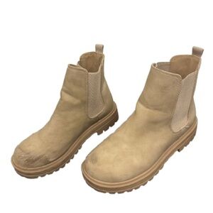 Beige Chunky Chelsea Boots Size 8.5